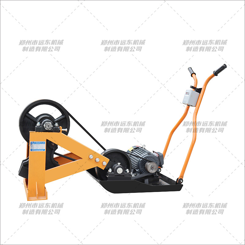 60型蛙式夯土機(jī)(圖1) 60型蛙式夯土機(jī)(圖1)